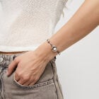 Black cord bracelet with a pearl